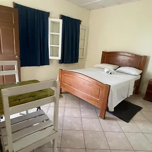 Pensao Domingas Maison d'hôtes São Filipe